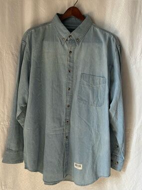 New ROUNDY RIDGE Button Down Long Sleeve Light Wash Denim Size XL